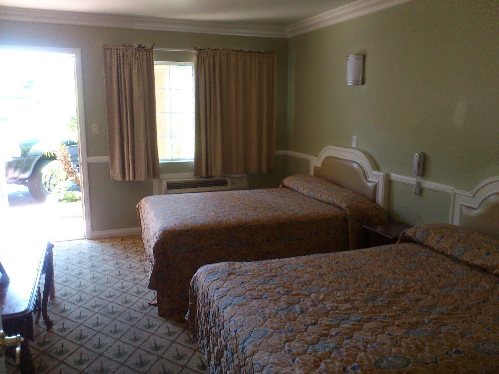 Santa Ana Travel Inn Dış mekan fotoğraf